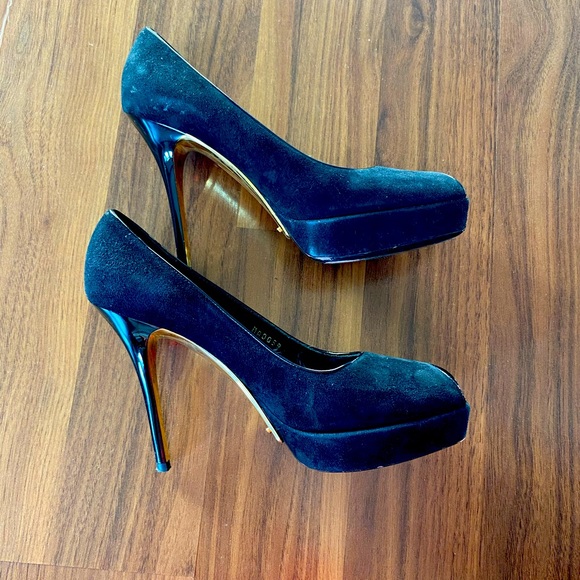 Louis Vuitton black suede open toe platform feels size 38.5 - Picture 4 of 7